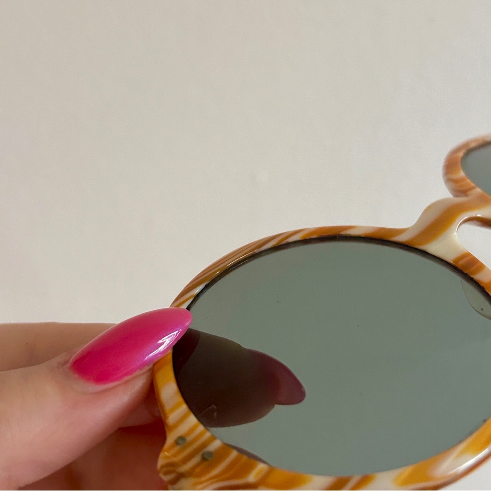 Vintage 60s 70s Marbled Round Mod Psychedelic Hippie Boho Woodstock Sunglasses - Picture 15 of 16